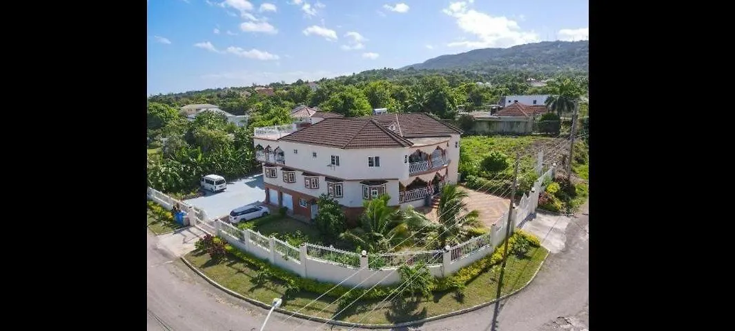 Hills Royale Villa Montego Bay